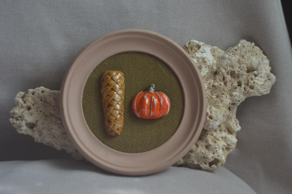 Панно на стену среднее "Шишка и тыква"