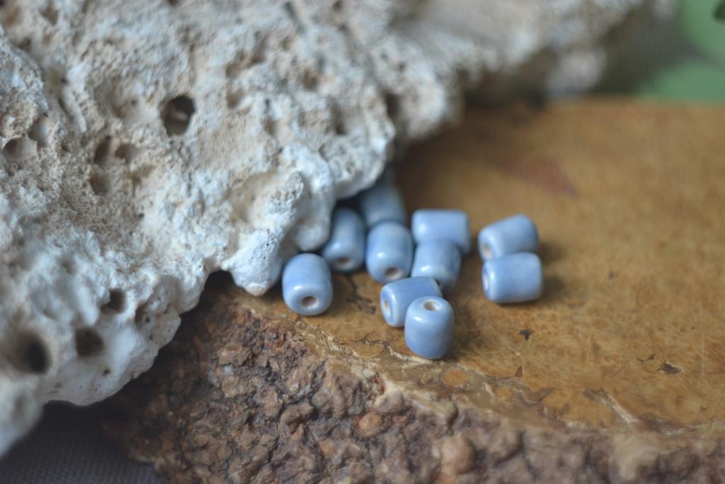 Керамическая  бусина - бочонок "Осеннее небо"