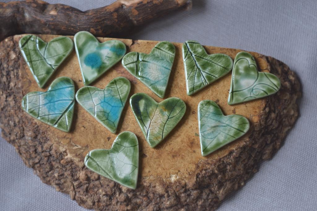 Набор кабошонов с браком "Сердца"