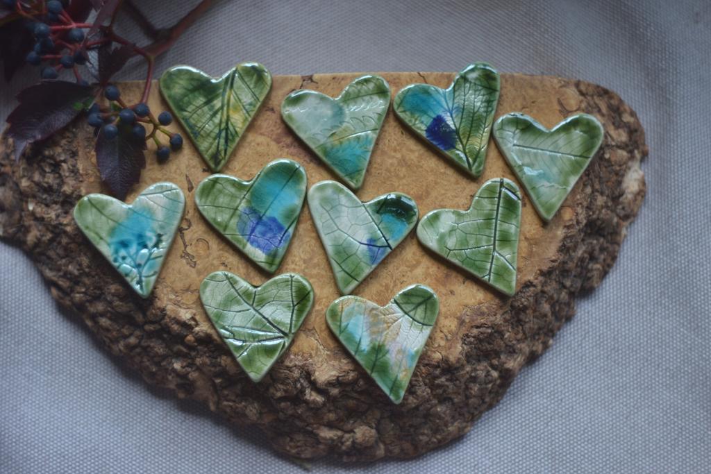 Набор кабошонов с браком "Сердца"