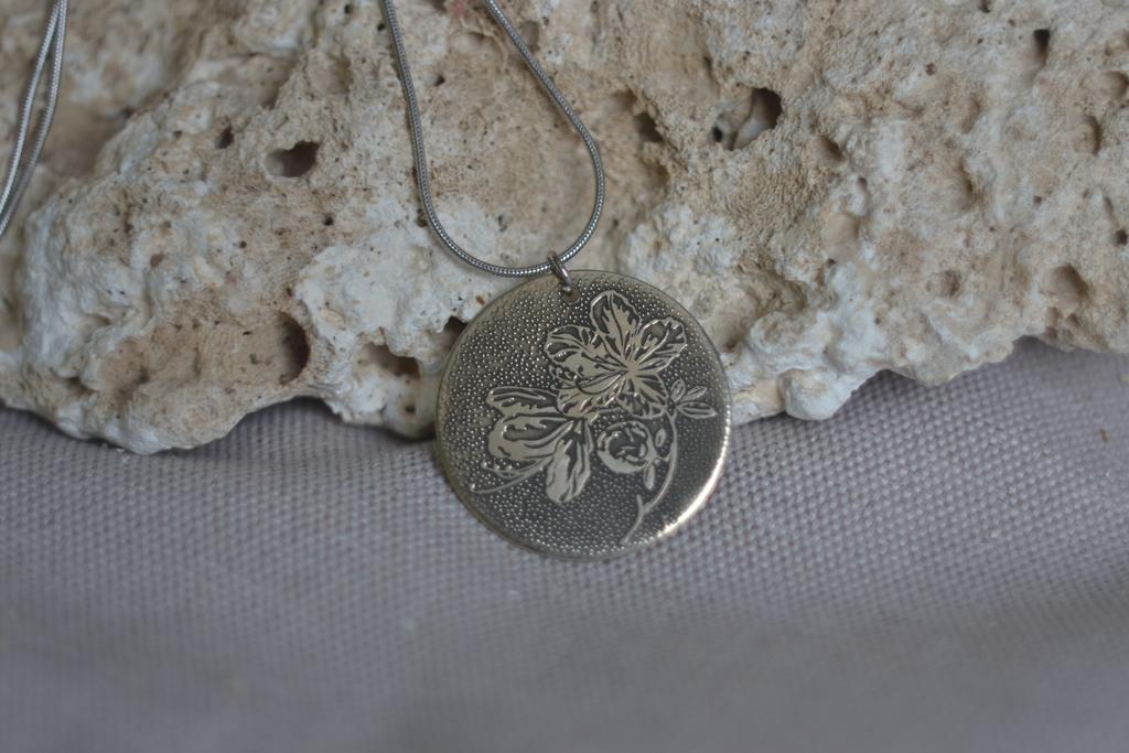 Подвеска мельхиоровая "Маральник"