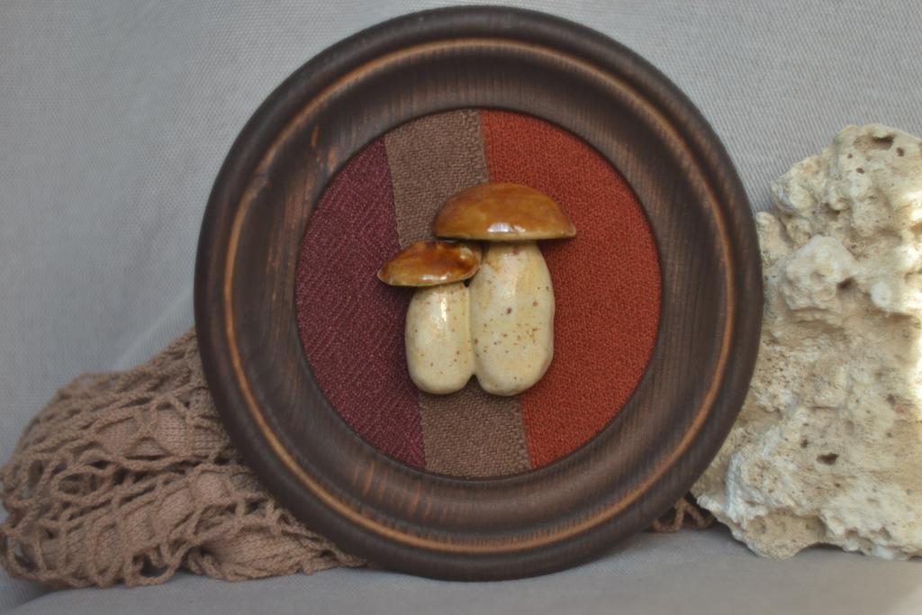 Панно на стену  большое  "Боровики"