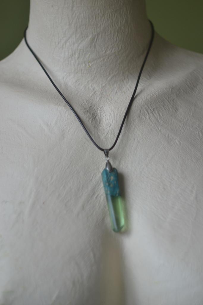 Подвеска "Камешек "