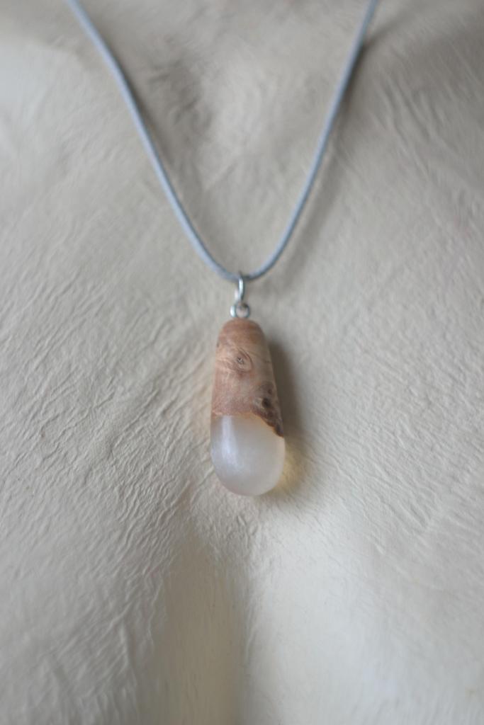 Подвеска "Камешек "