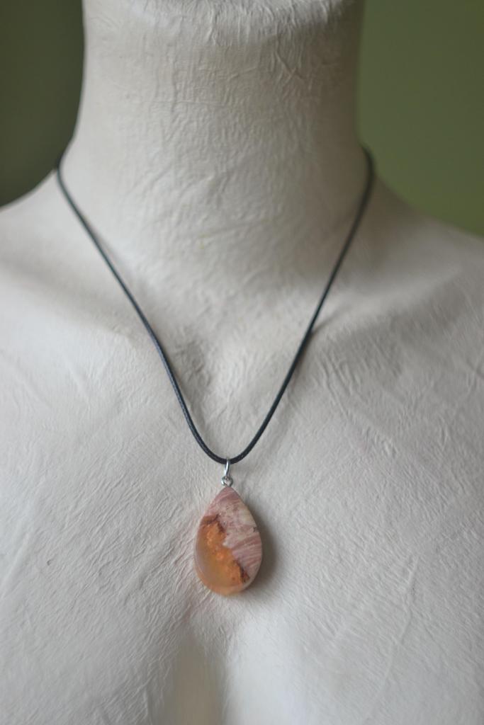 Подвеска "Камешек "