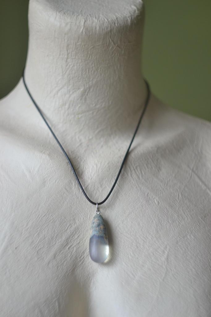 Подвеска "Камешек "