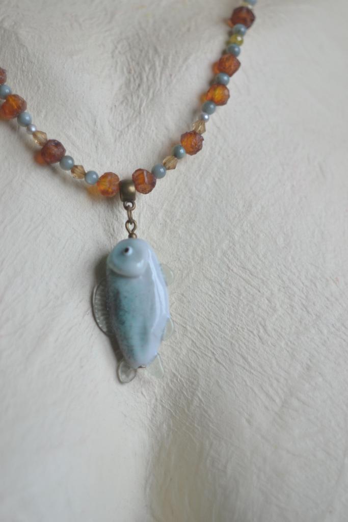 Колье    "рыбка"