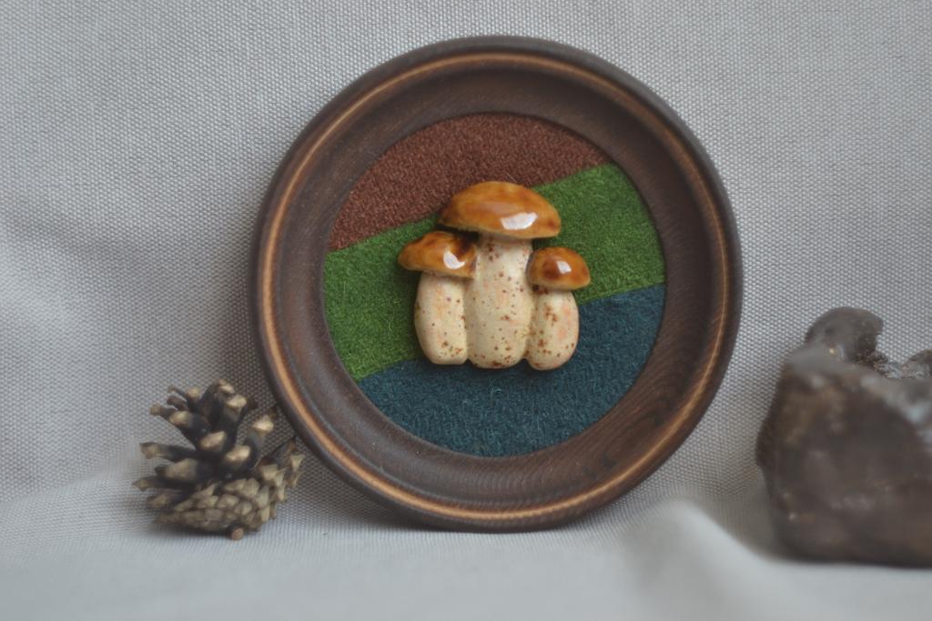 Панно на стену среднее "Боровик"