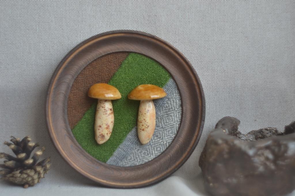 Панно на стену среднее "Боровики"