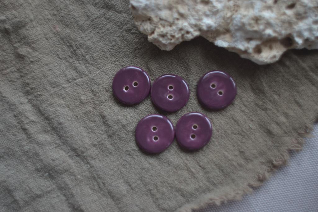 Базовая керамическая пуговица 2,4см  "ирис"