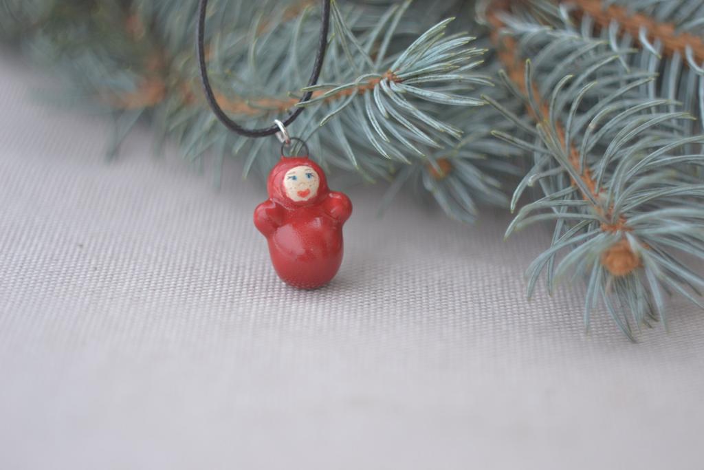 Подвеска "неваляшка"