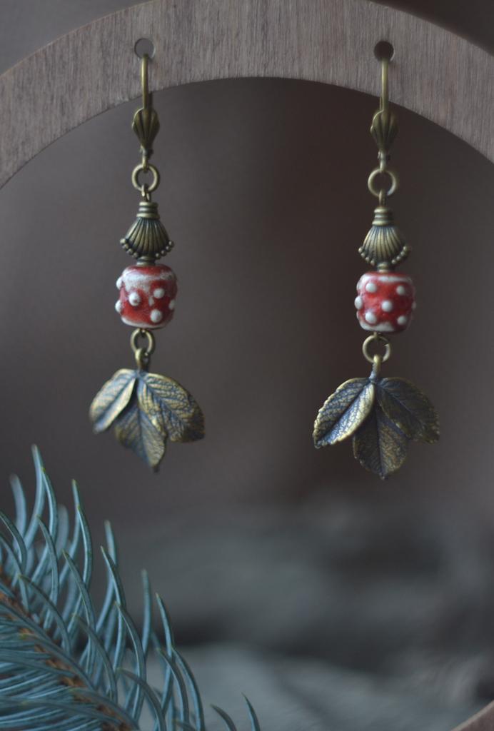 Серьги "ягоды"