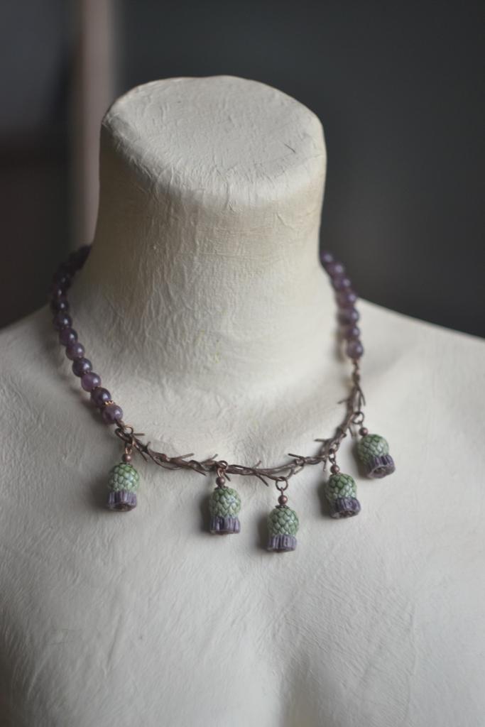 Колье  "Чертополох"