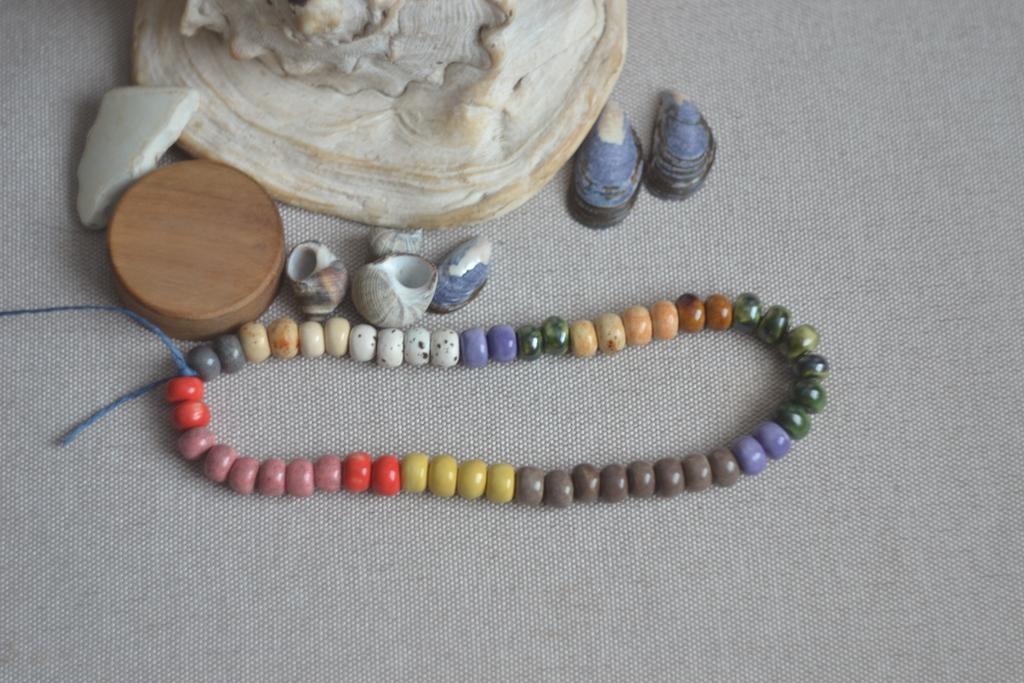 Набор бусин  1,1 см  "камешки"