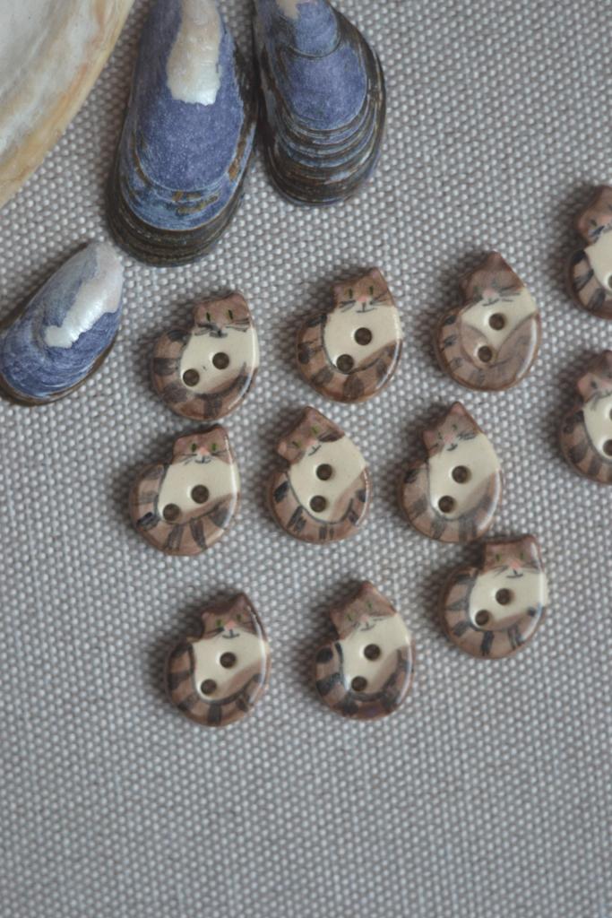 Керамическая пуговица "котик"