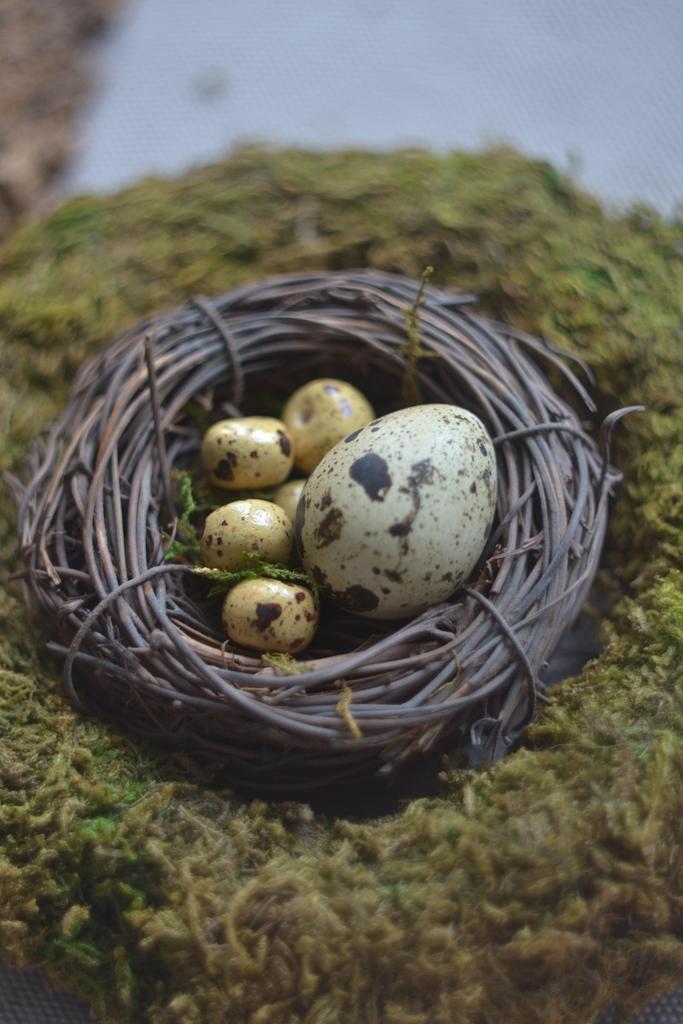 Керамическая бусина 1,3 см  "Перепелиное яйцо"