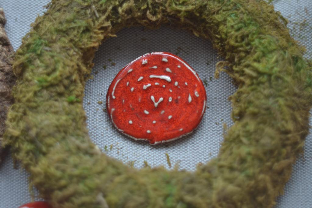 Брошь "Большая мухоморна шляпка "