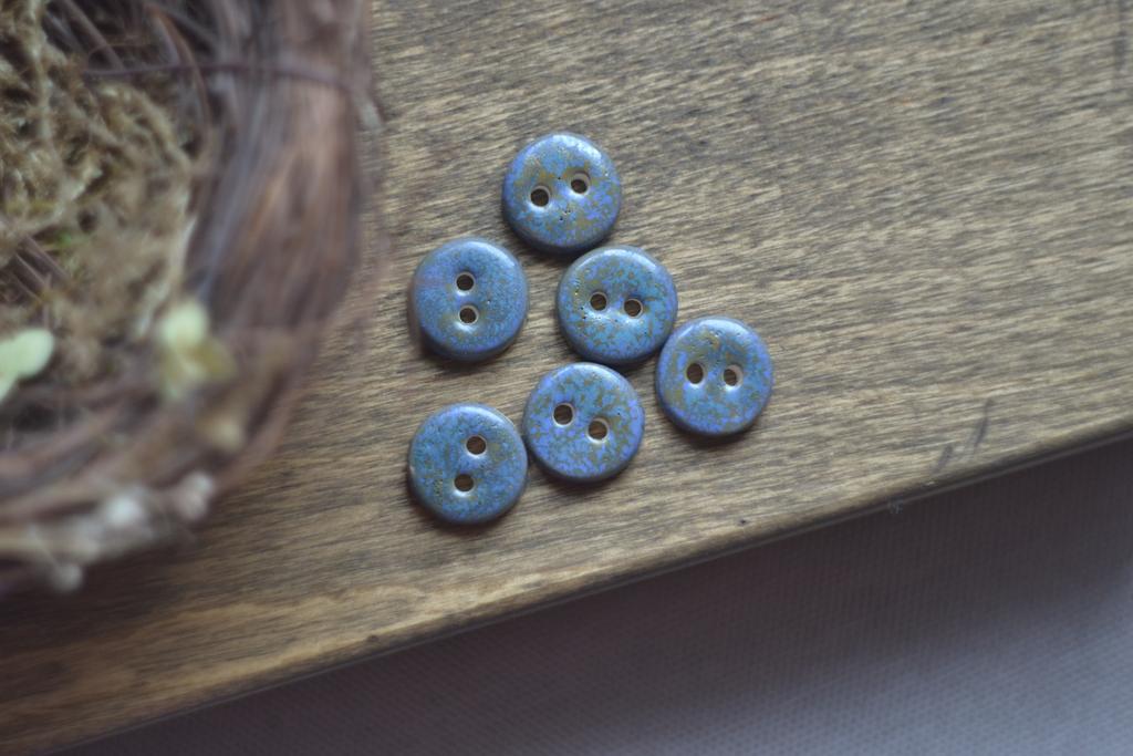 Базовая керамическая пуговица  1,7 см  "Мистика"