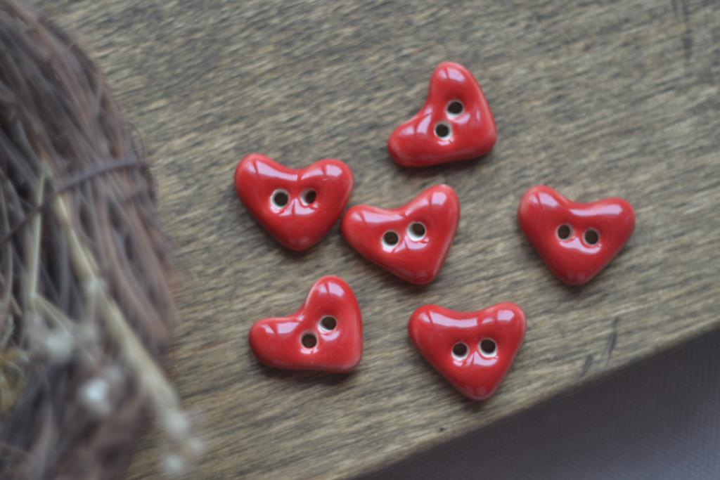 Керамическая пуговица "Сердце"