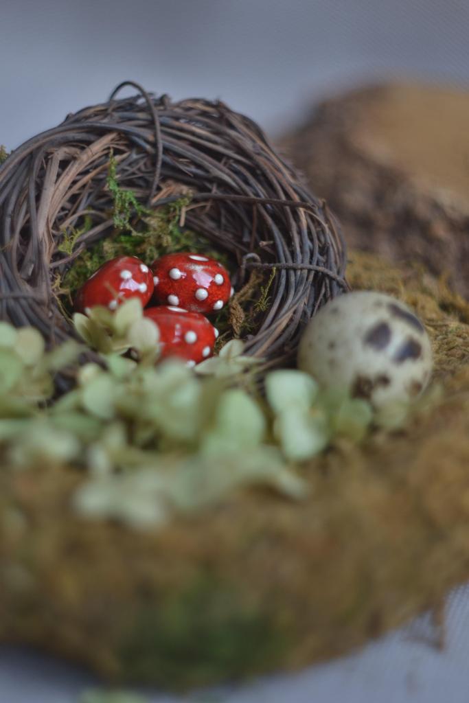 Керамическая бусина 1,5 см  "Красный мухомор"