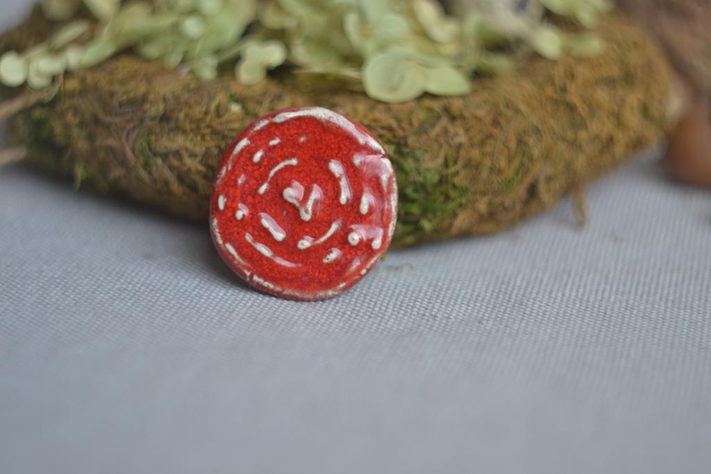 Брошь " мухоморна шляпка "