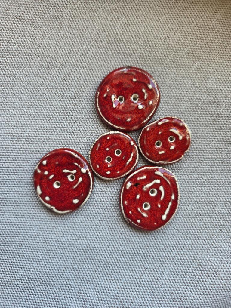 Набор пуговиц  "мухоморы"