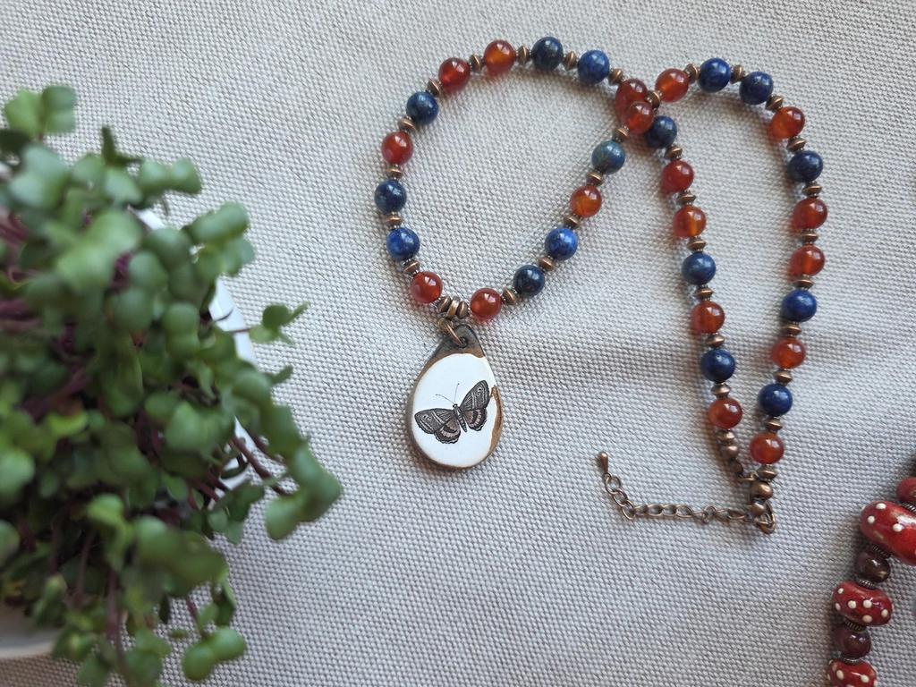 Колье    "мотылёк"