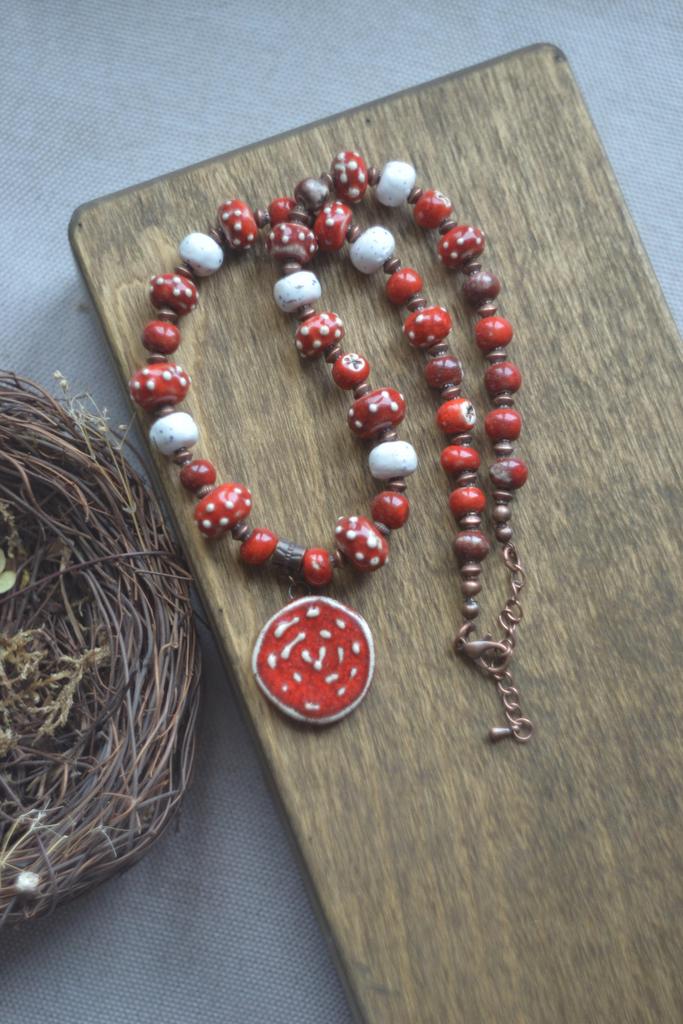 Колье  "Мухоморная любовь "