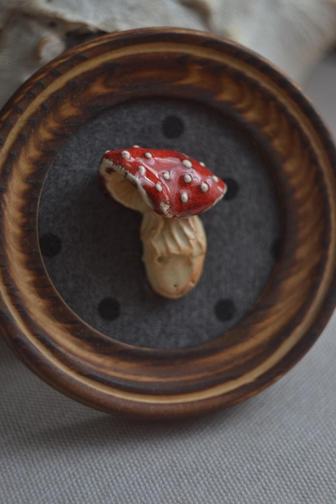 Панно на стену маленькое "Мухомор "