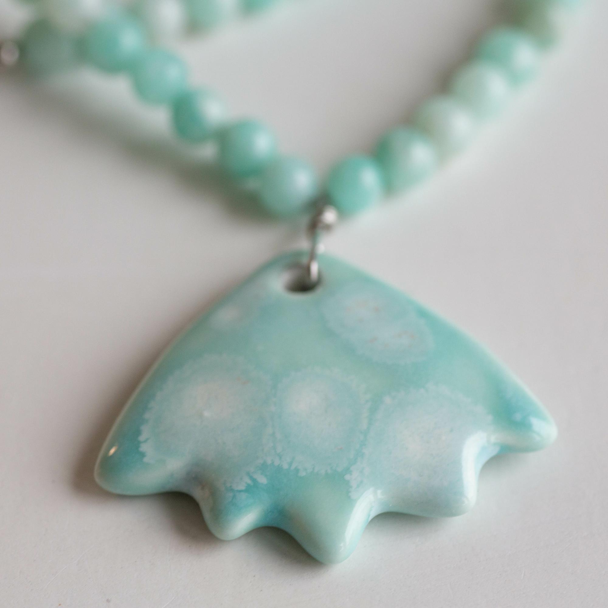 Бусы бирюзовый Цветок