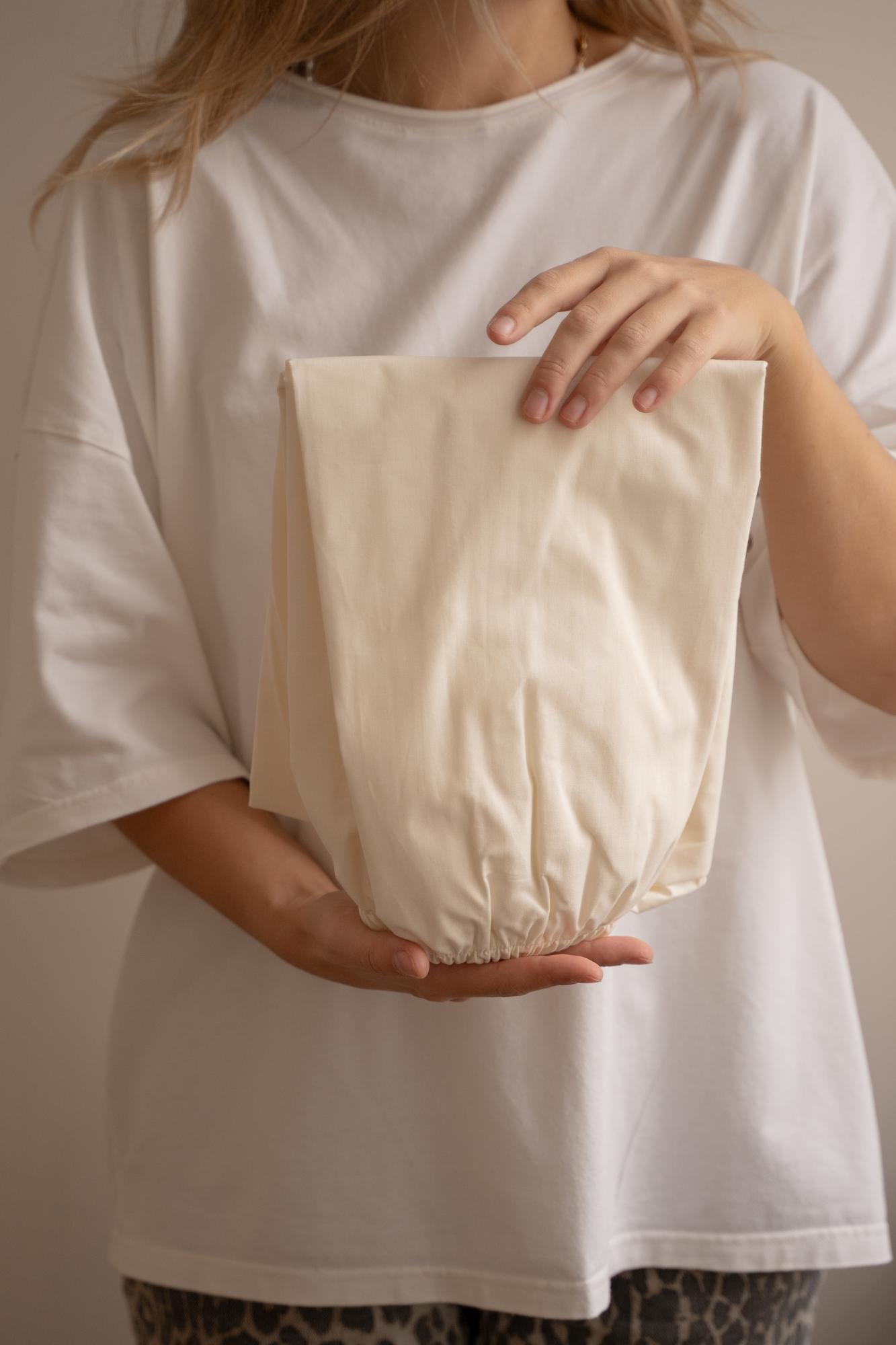 Натяжная простыня из однотонного сатина/муслина