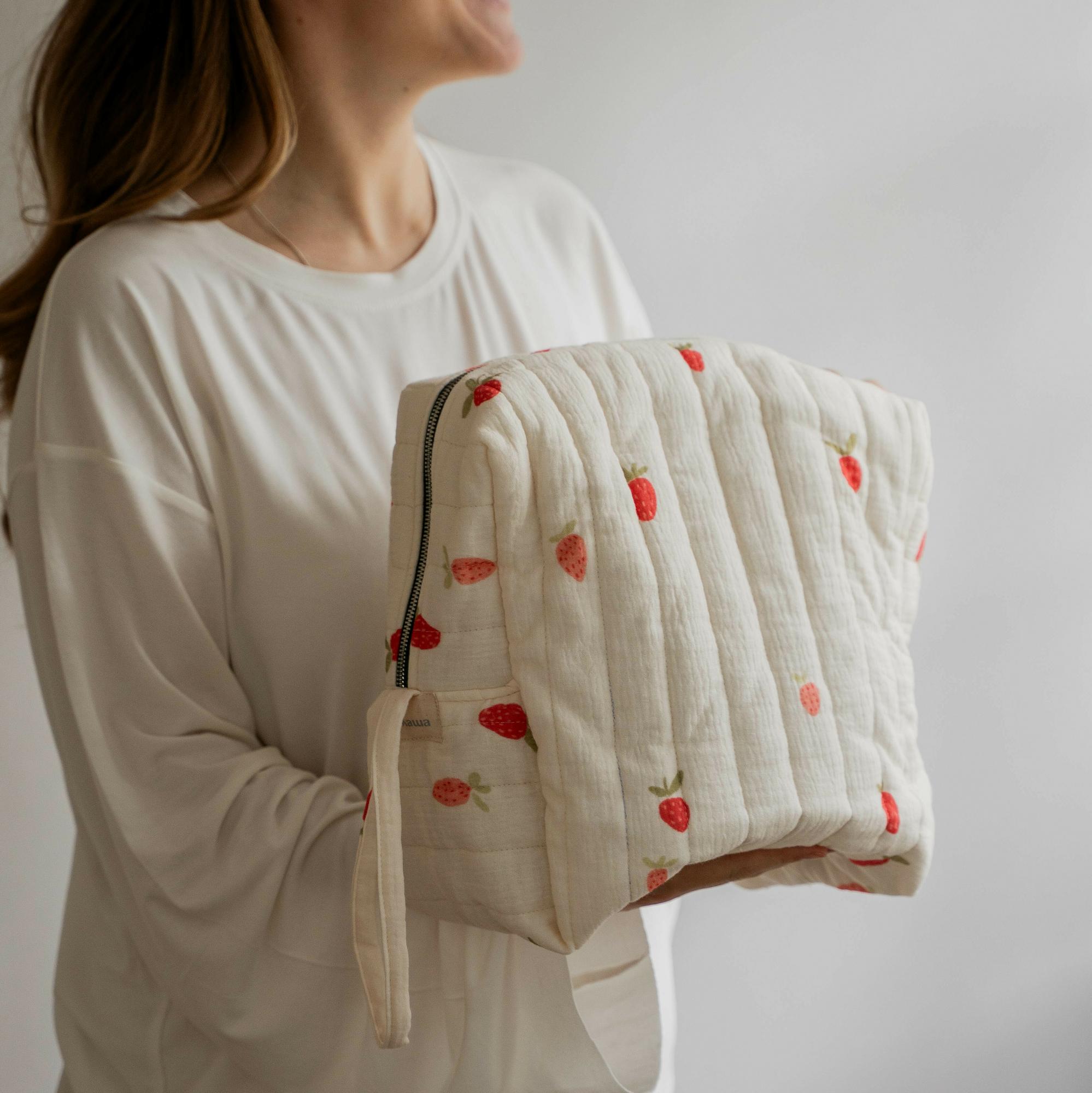 Косметичка со стежкой большая