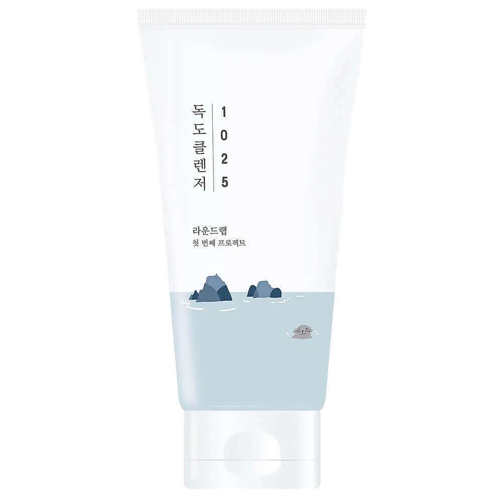 Мягкая пенка для умывания с морской водой Round Lab 1025 Dokdo Cleanser 150 мл