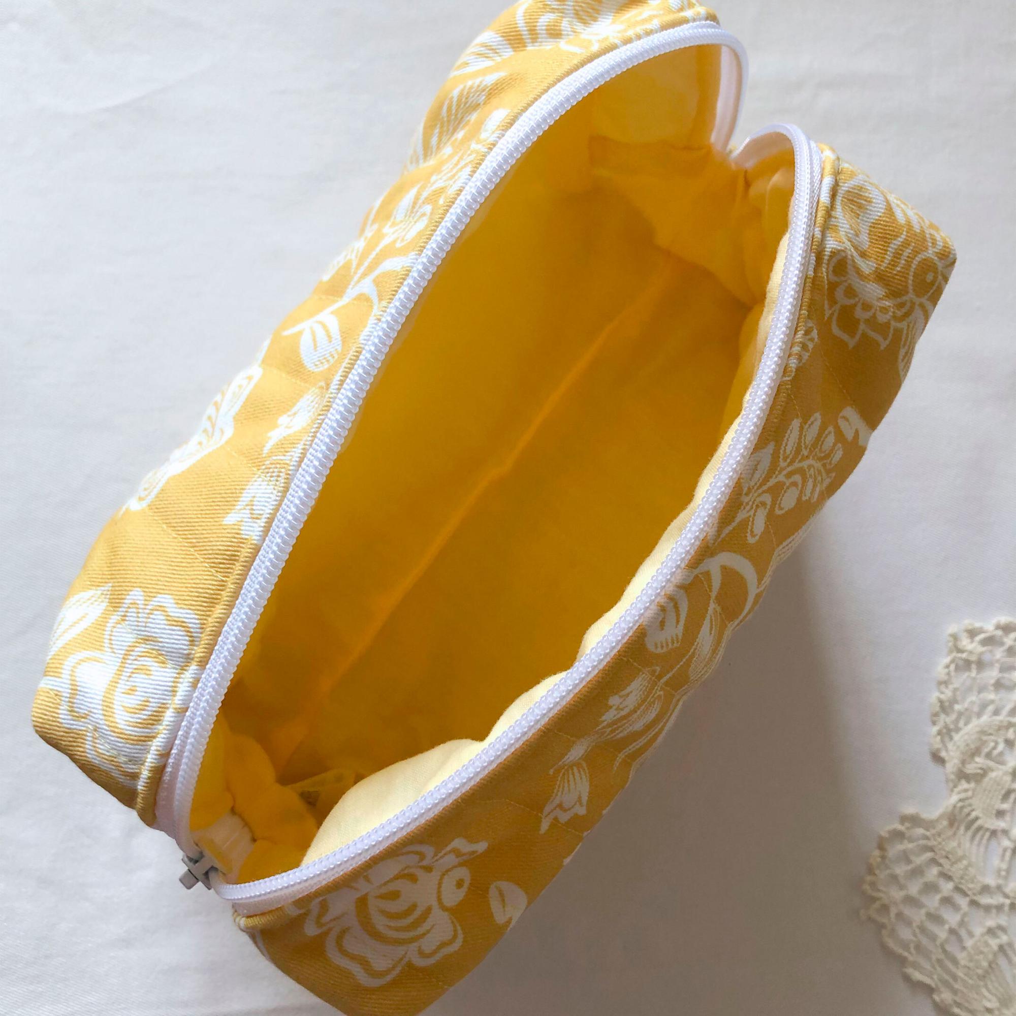 косметичка_кони_желтые