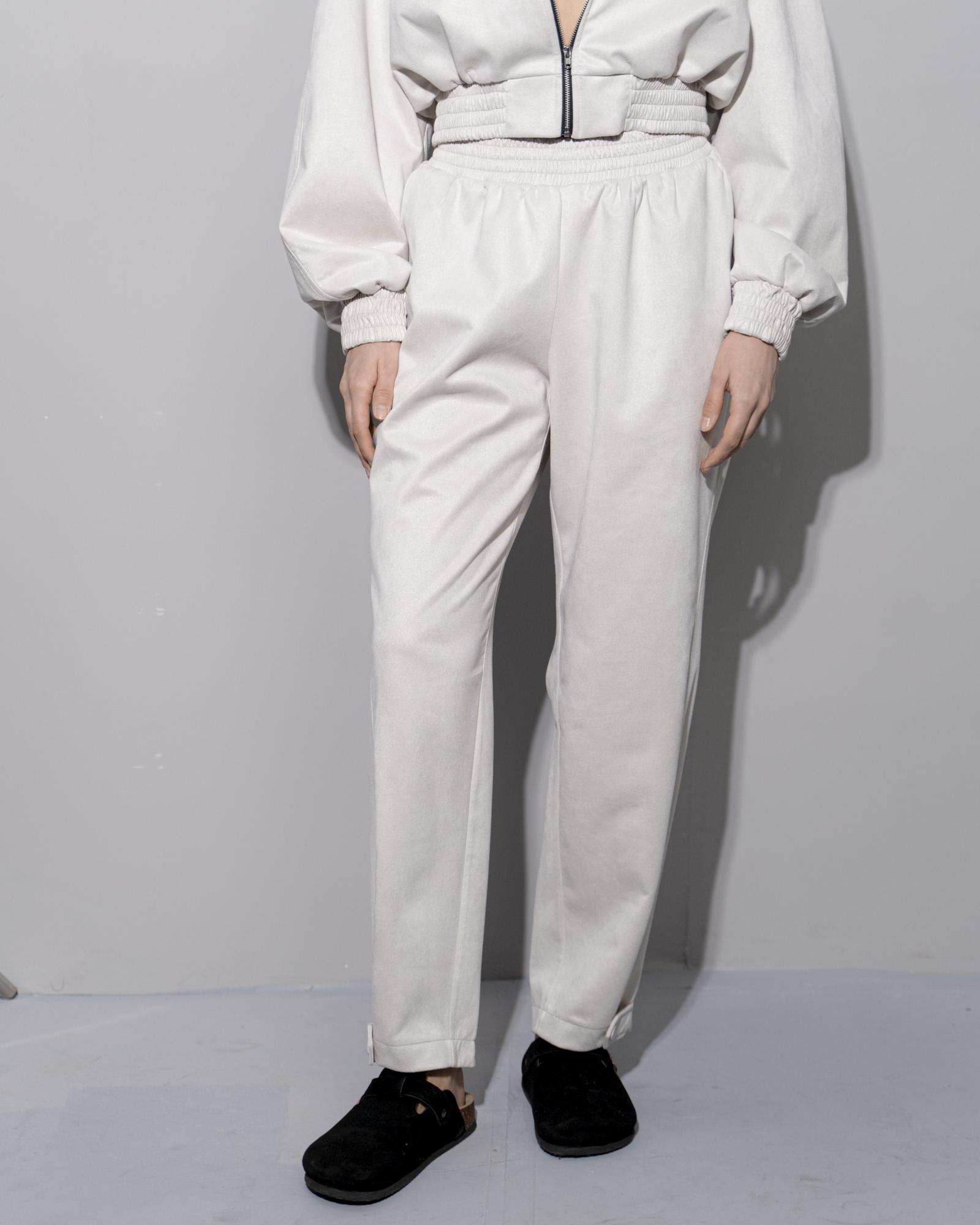 Брюки джогеры замша  pearl