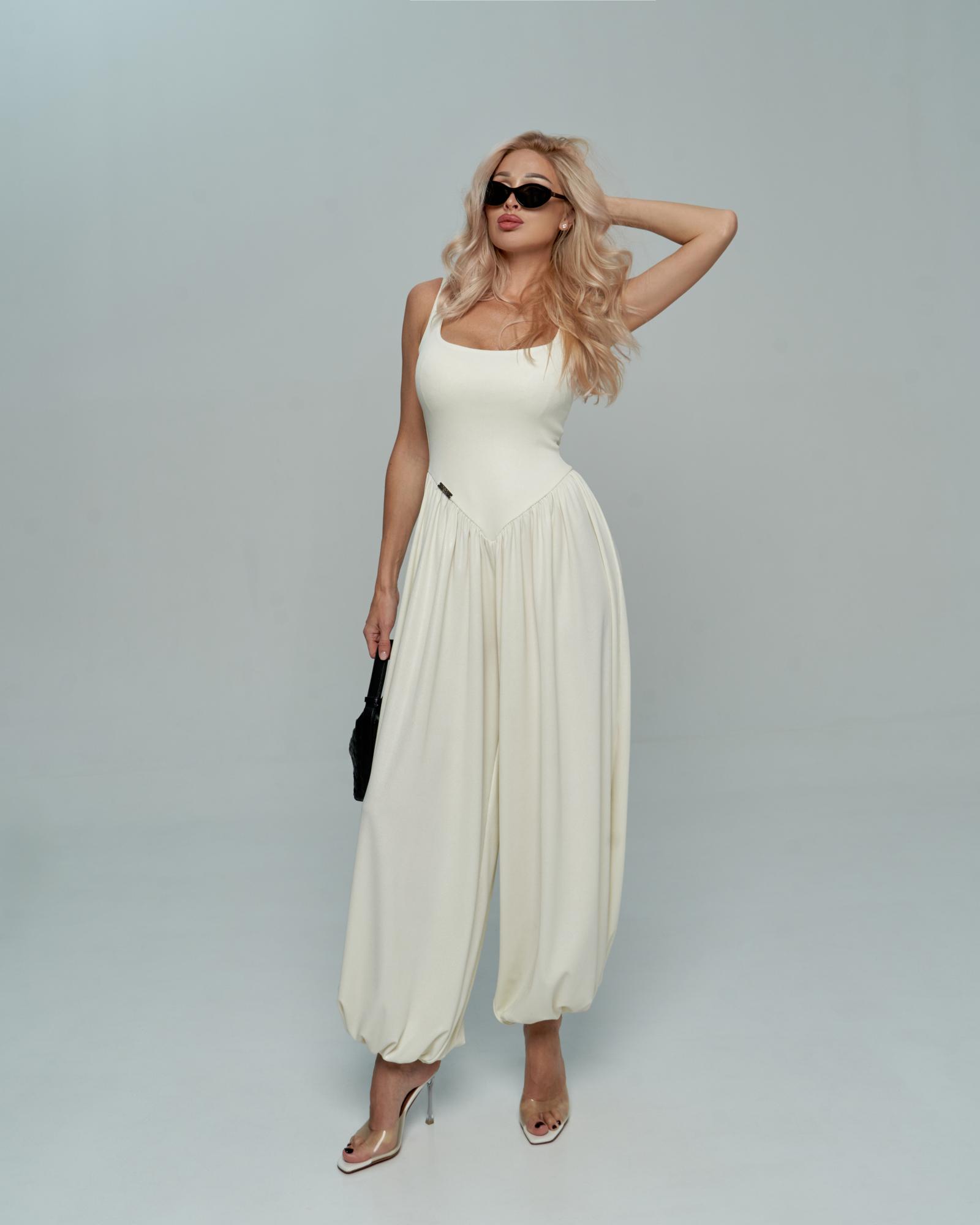 Кобинезон сливочный