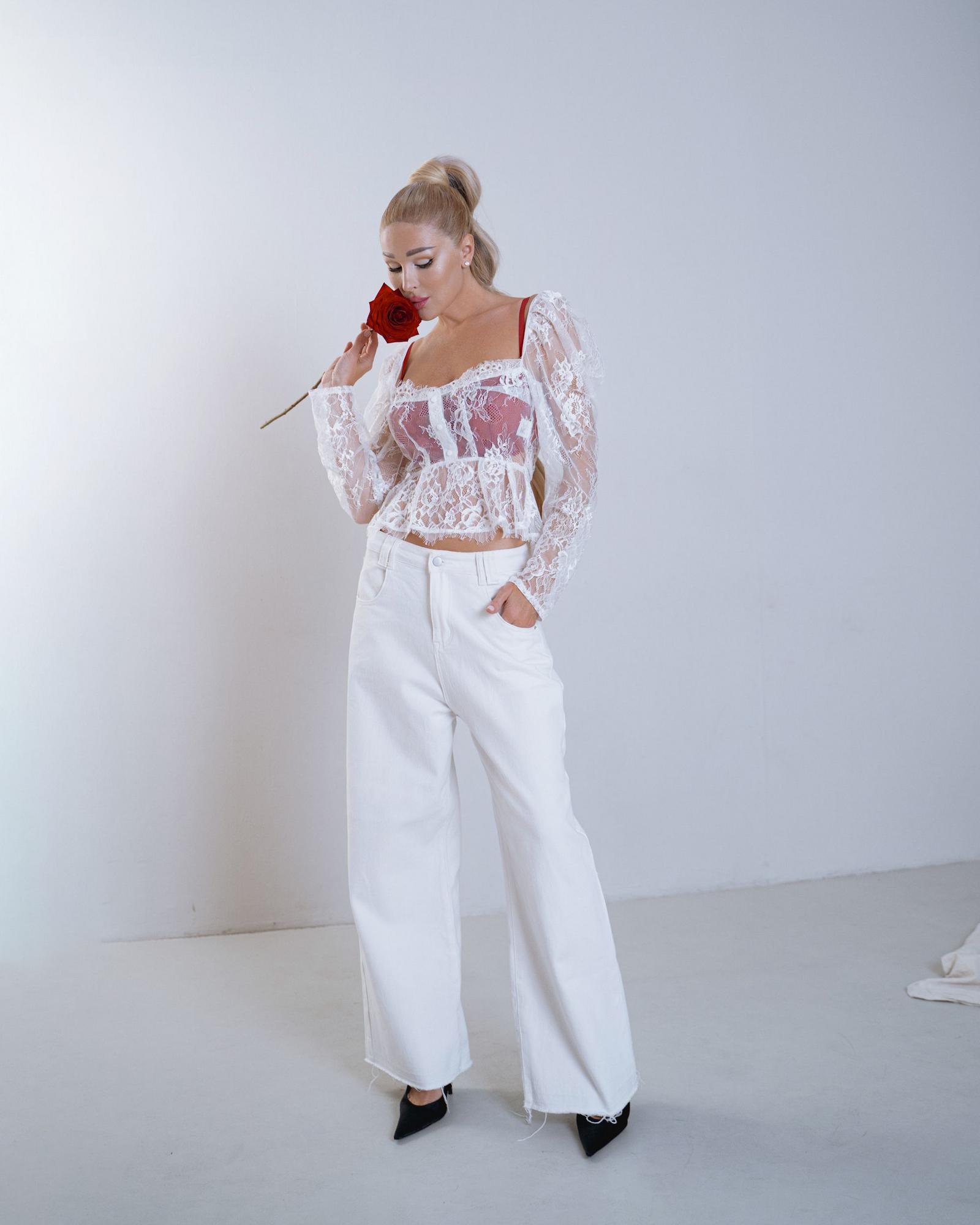 Блуза кружевная White