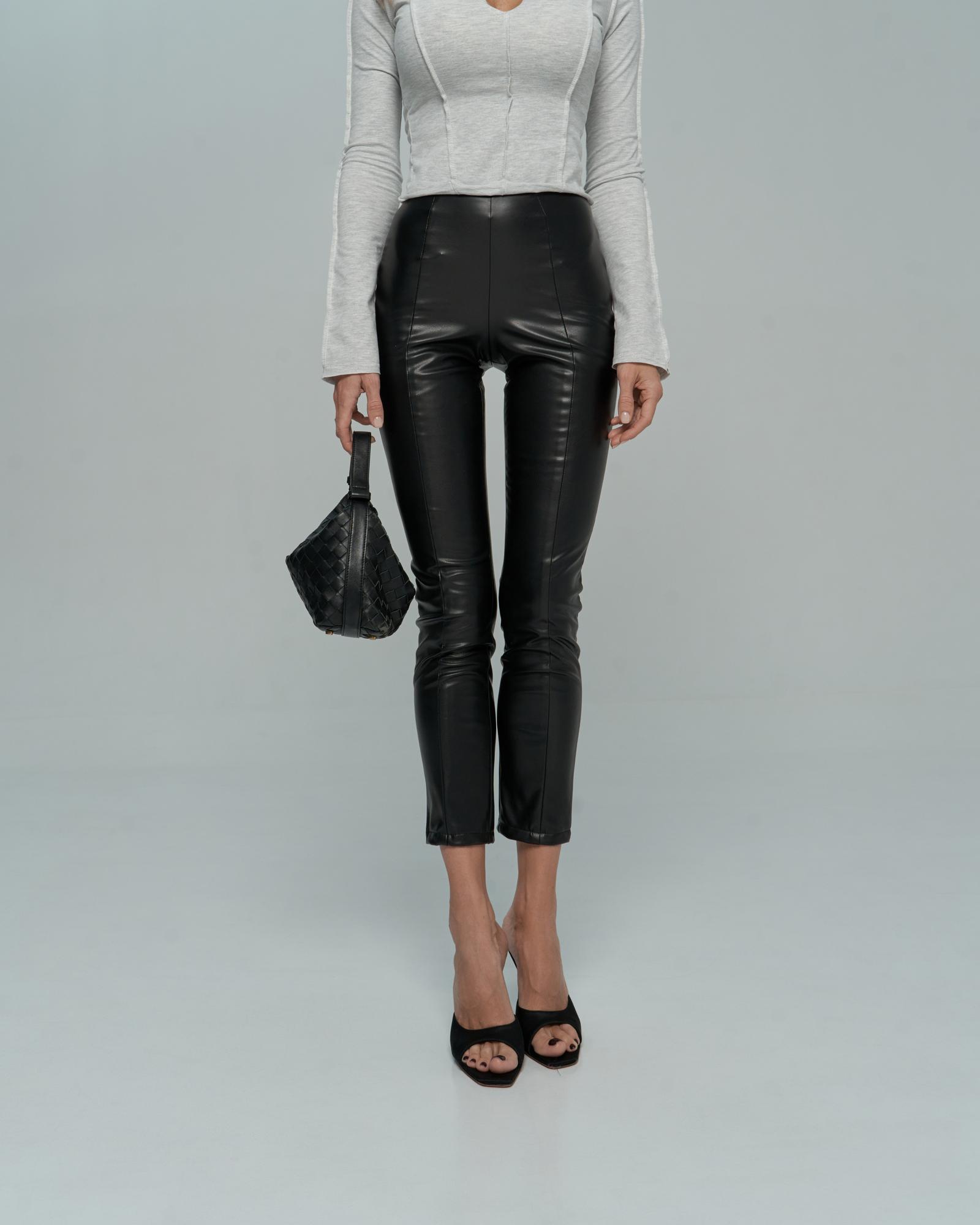 Легинсы черные э/кожа