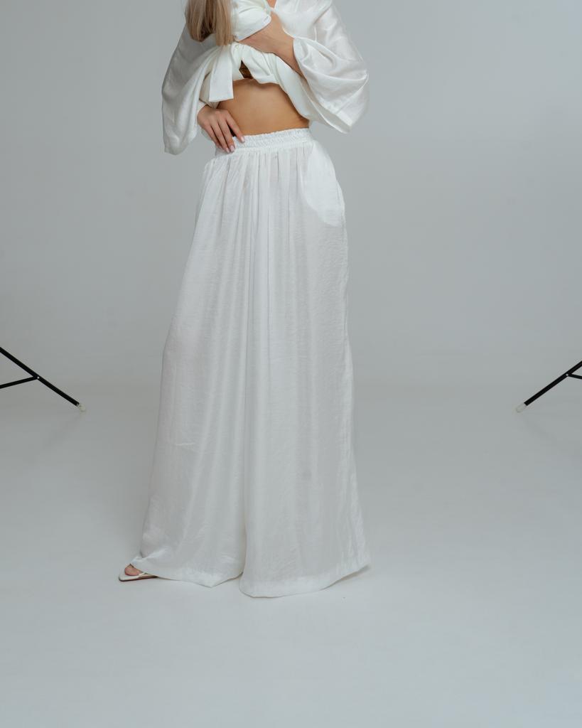 Брюки молочные шелк