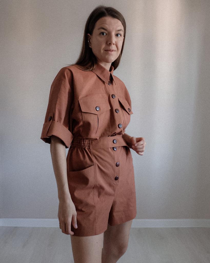 Видеопроцесс пошива комбинезона ХАЙДИ