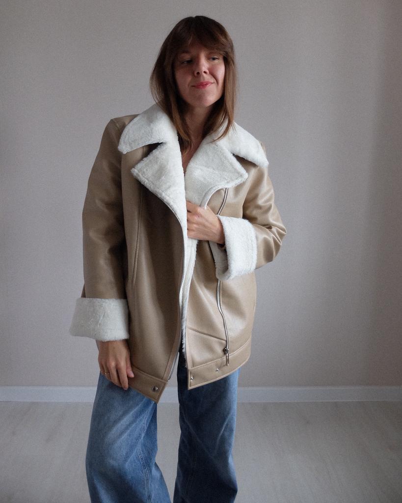 Видеопроцесс пошива дубленки ЭЙСА