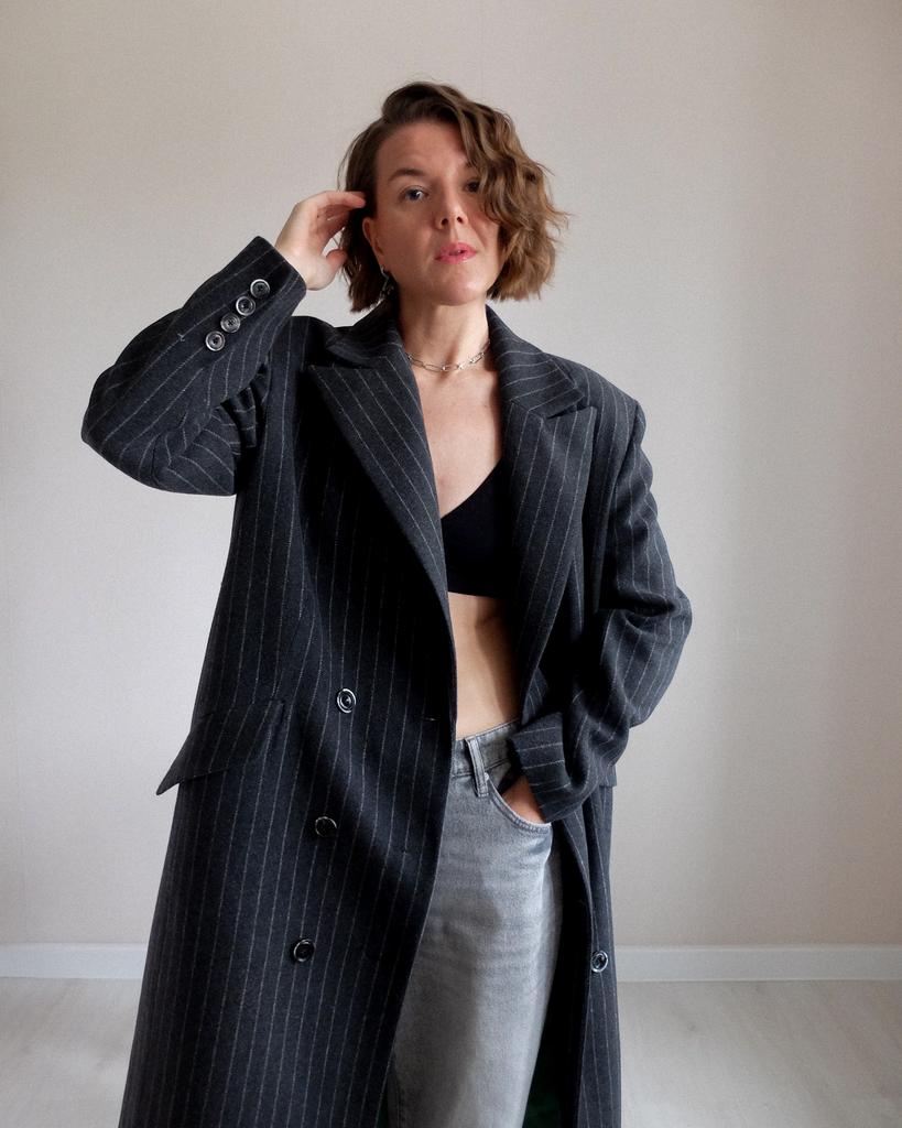 Видеопроцесс пошива пальто  МАРЕД (на утеплителе)