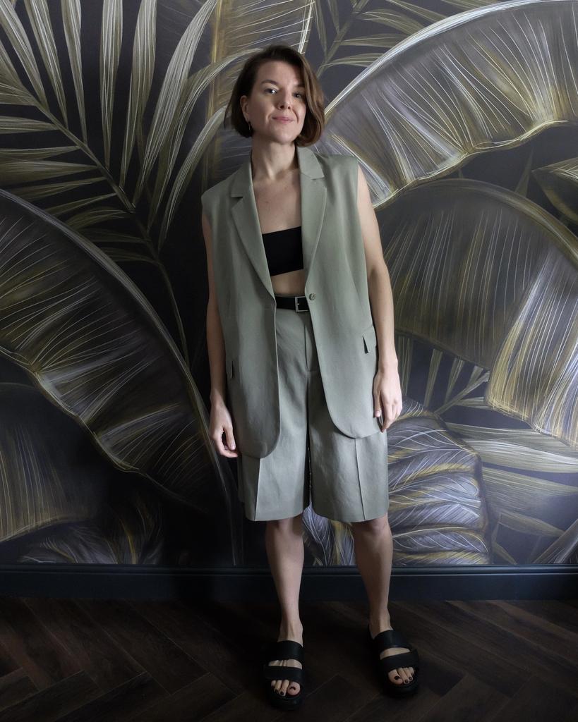 СП жилет Дела/шорты Габи