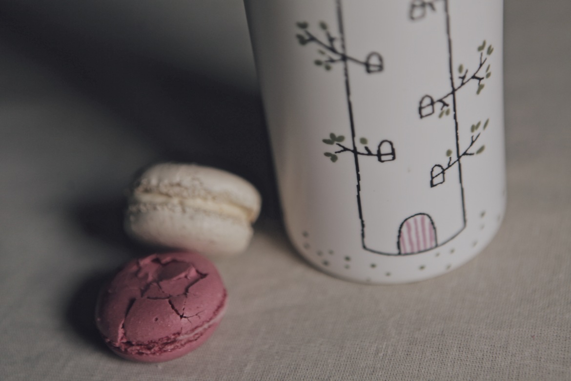 Керамическая бутылочка для воды и напитков. Башня