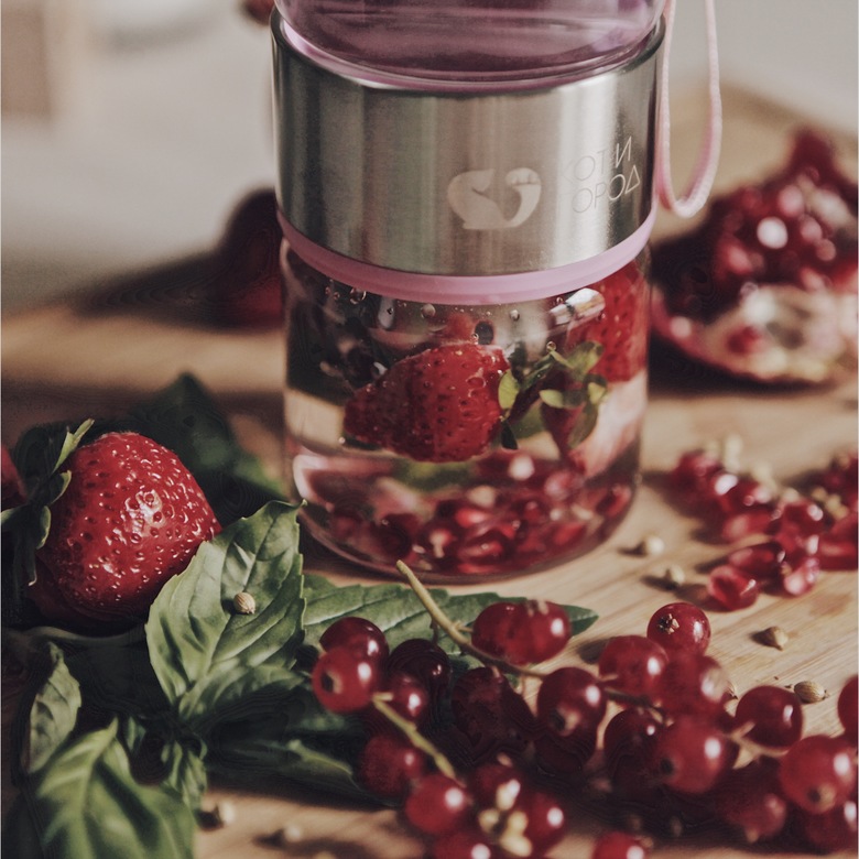 Стеклянная Бутылочка для воды. Розовая