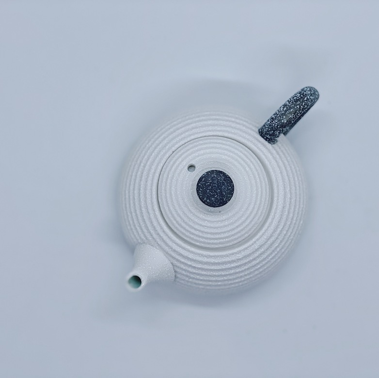 Чайник фарфоровый