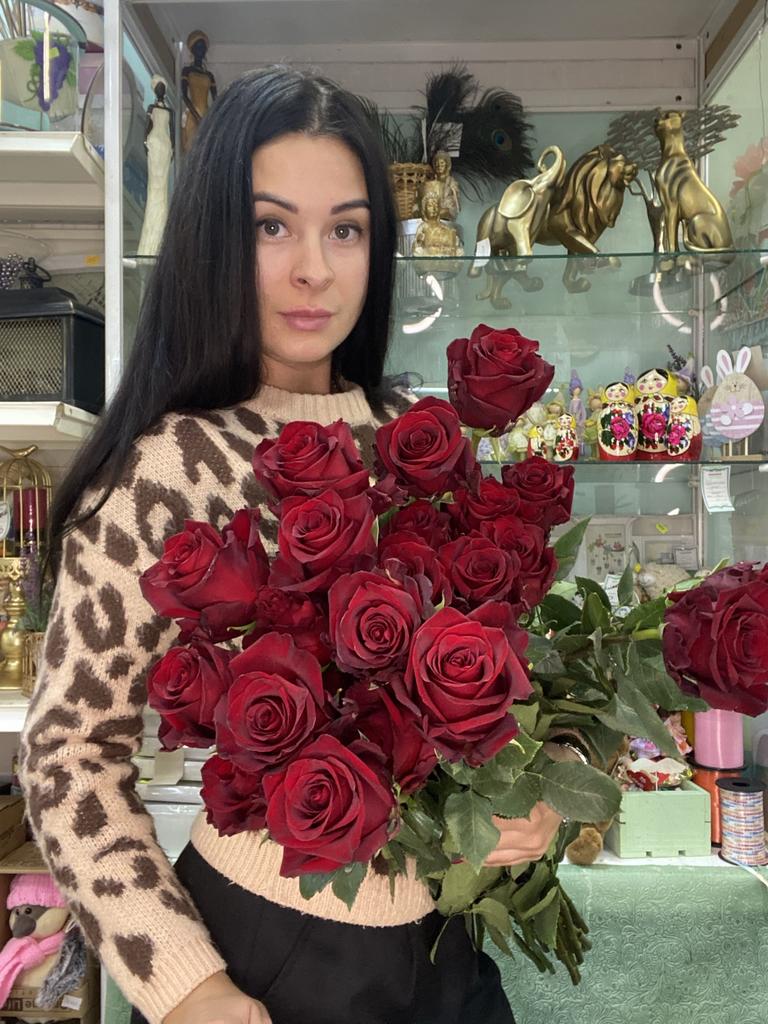 Розы красные