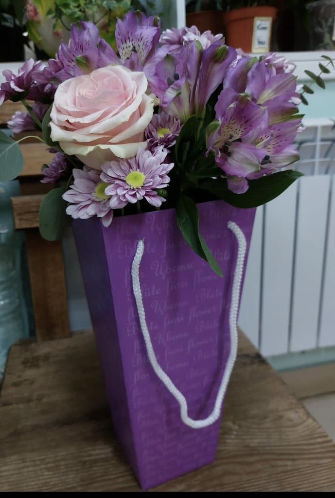 Цветы в коробочке,,Высокие чувства,,