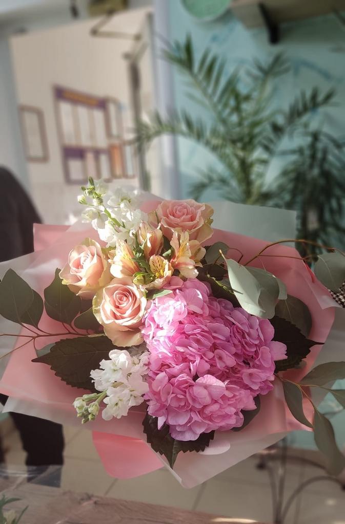 Букет В лучах солнца