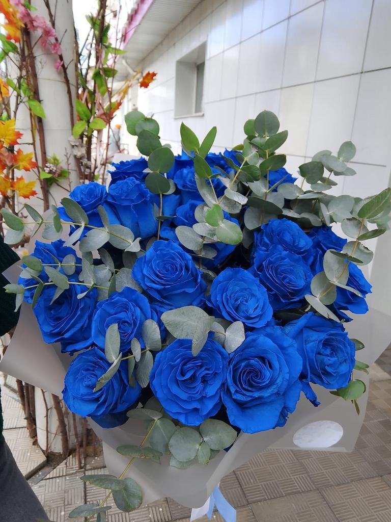 Букет синих роз